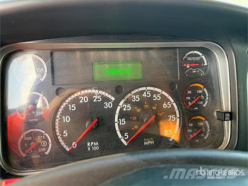 Freightliner M2 4x2 Service Truck مركبات الأغراض العامة