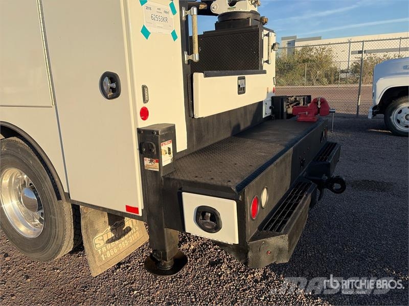 Freightliner M2 4x2 Service Truck مركبات الأغراض العامة