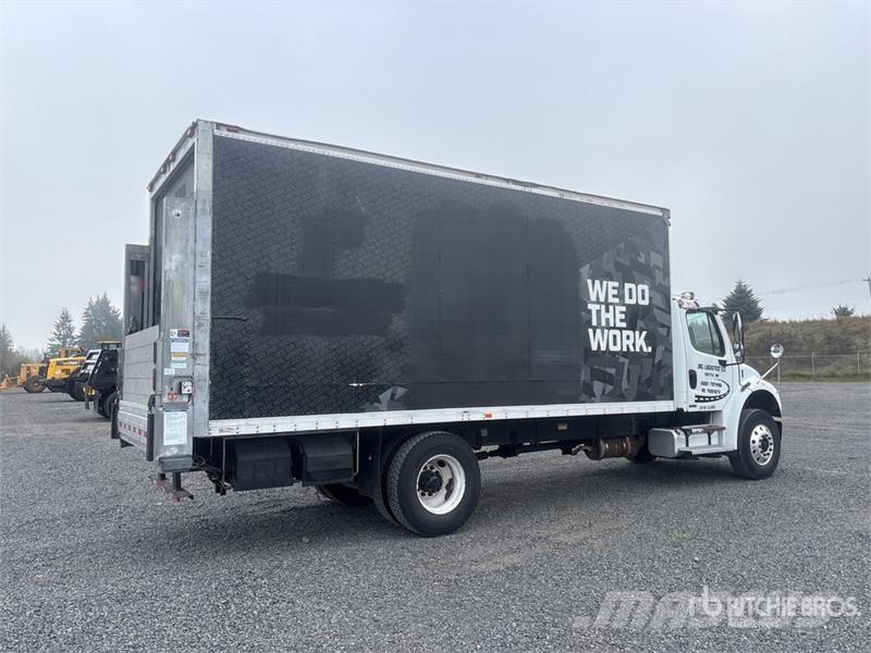Freightliner M2 4x2 Van Truck Фургони