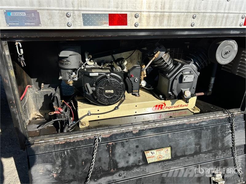 Freightliner M2 4x2 Van Truck 貨箱式卡車