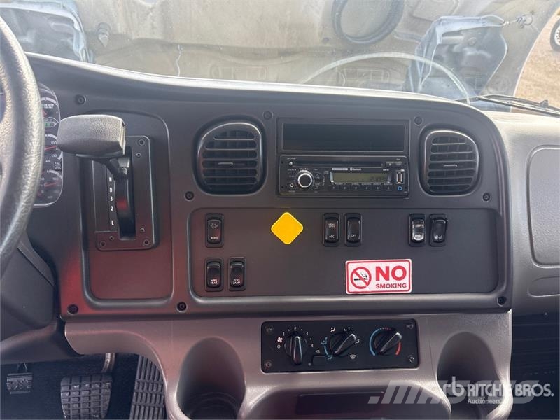 Freightliner M2 4x2 Water Truck Ūdens mašīnas