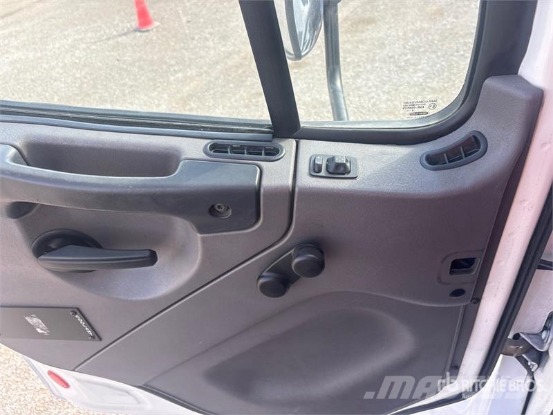 Freightliner M2 4x2 Water Truck Ūdens mašīnas