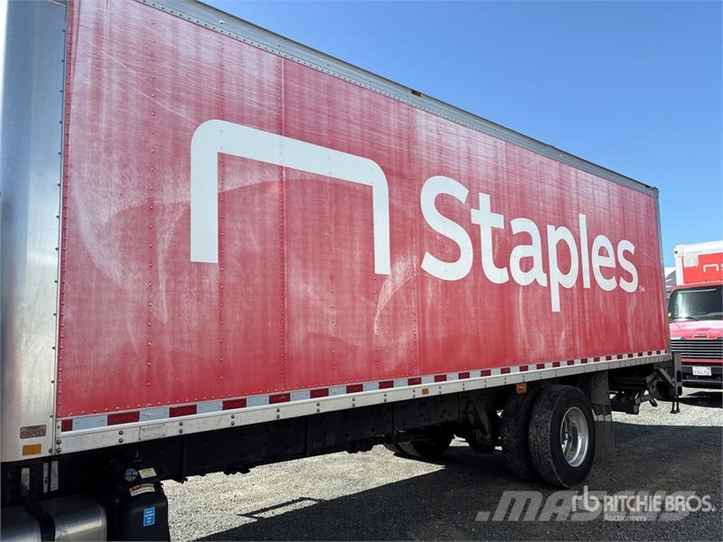 Freightliner M2106 4x2 Van Truck Fast kasse