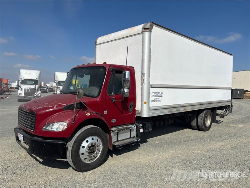 Freightliner M2106 4x2 Van Truck Грузовики-Фургоны
