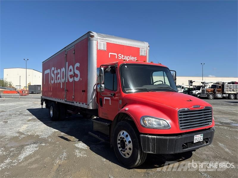 Freightliner M2106 4x2 Van Truck Fast kasse