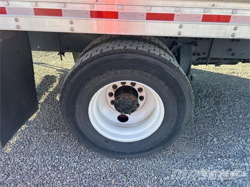 Freightliner M2106 4x2 Van Truck 탑차 트럭