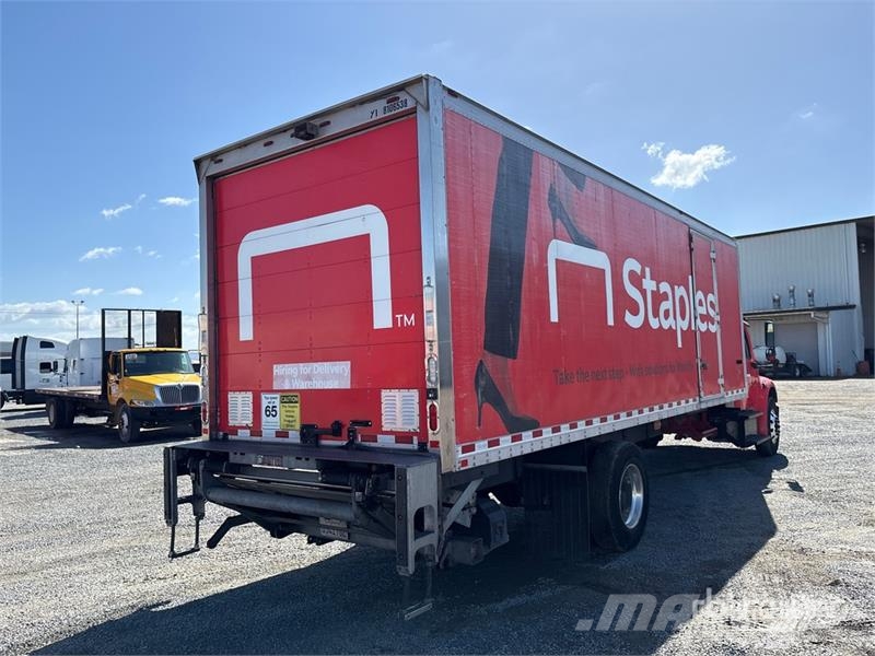 Freightliner M2106 4x2 Van Truck Fast kasse
