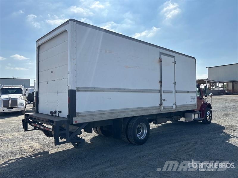 Freightliner M2106 4x2 Van Truck Грузовики-Фургоны