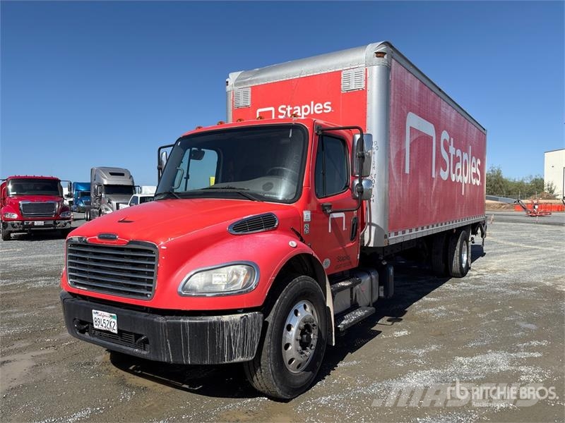 Freightliner M2106 4x2 Van Truck Fast kasse