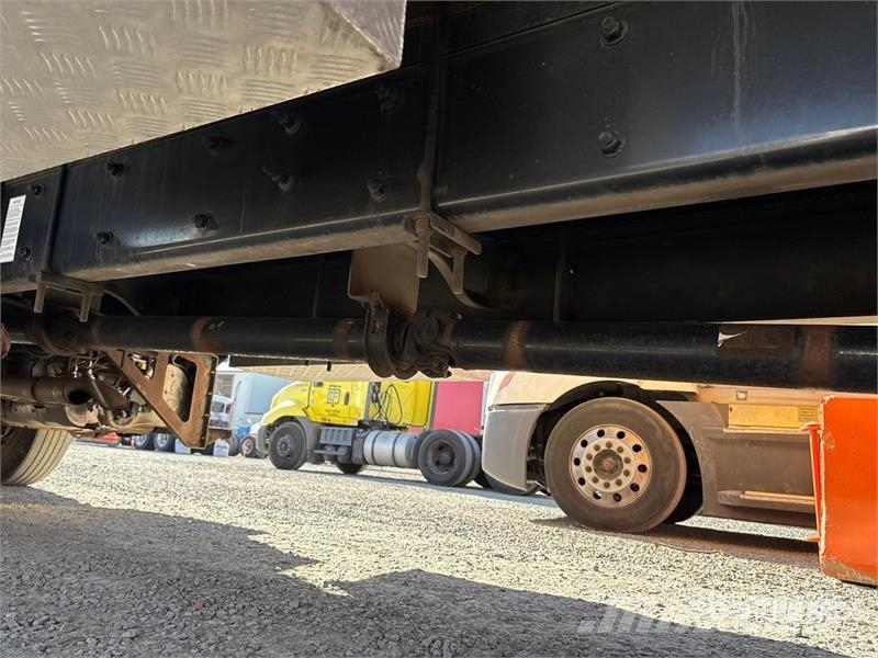Freightliner M2106 4x2 Van Truck 탑차 트럭