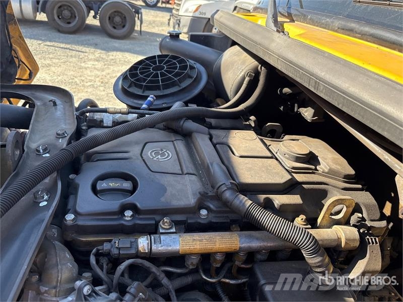 Freightliner M2106 4x2 Van Truck 탑차 트럭