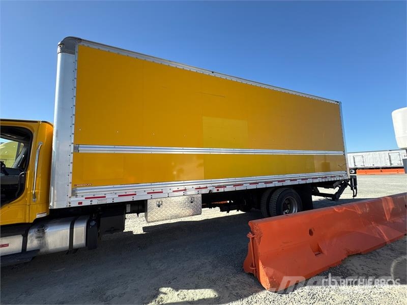 Freightliner M2106 4x2 Van Truck Caminhões baú
