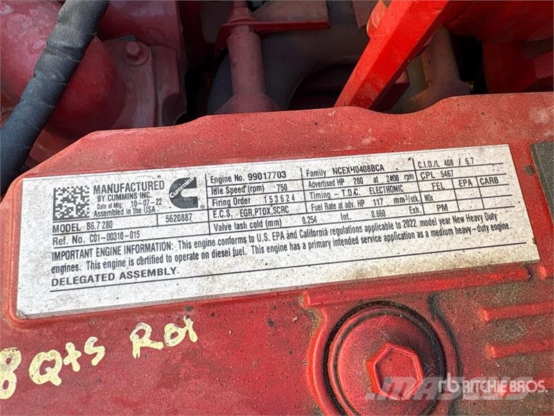 Freightliner M2106 4x2 Van Truck Camiones con caja de remolque