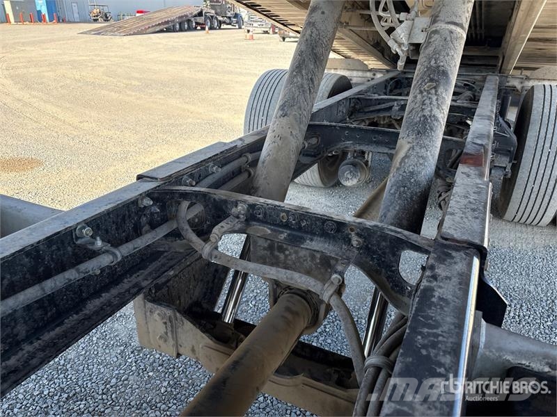 Freightliner M2106 4x2 Rollback Truck Hinausautot