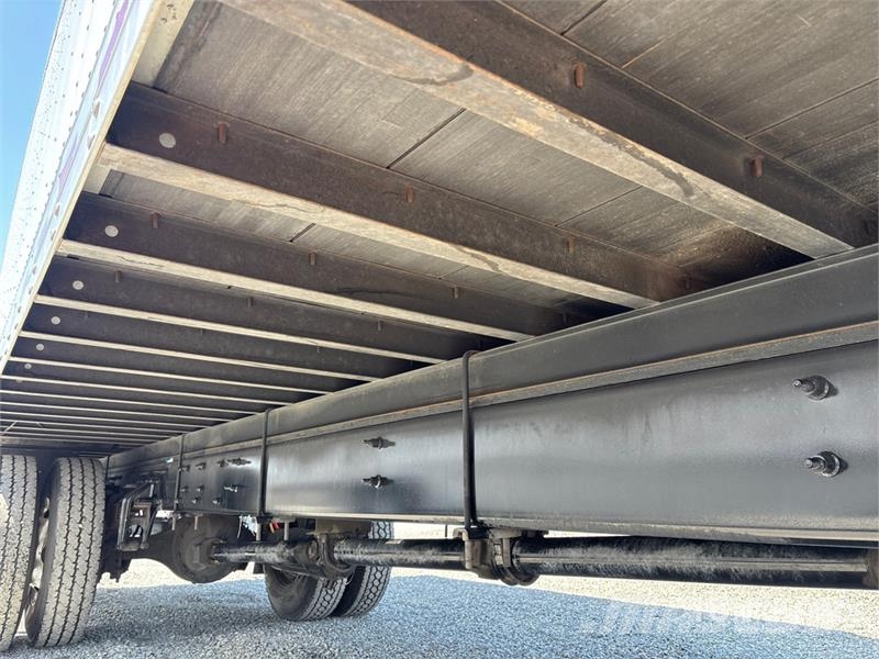 Freightliner M2106 4x2 Van Truck Samochody ciężarowe ze skrzynią zamkniętą