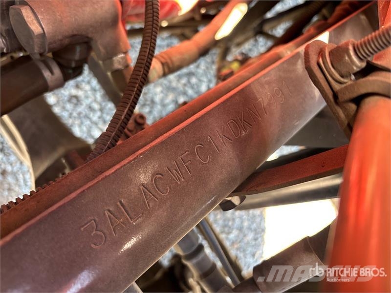 Freightliner M2106 4x2 Van Truck Samochody ciężarowe ze skrzynią zamkniętą