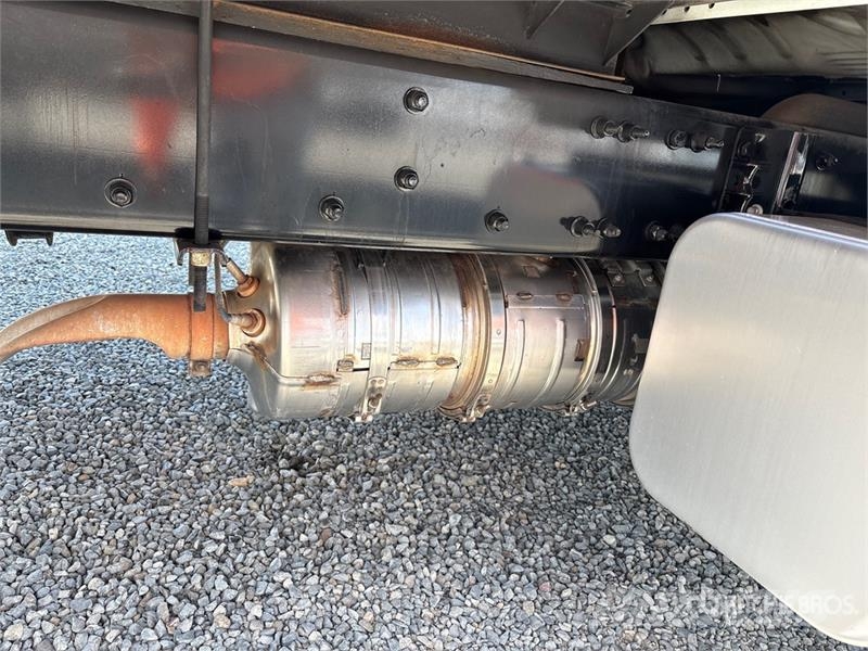 Freightliner M2106 4x2 Van Truck Samochody ciężarowe ze skrzynią zamkniętą