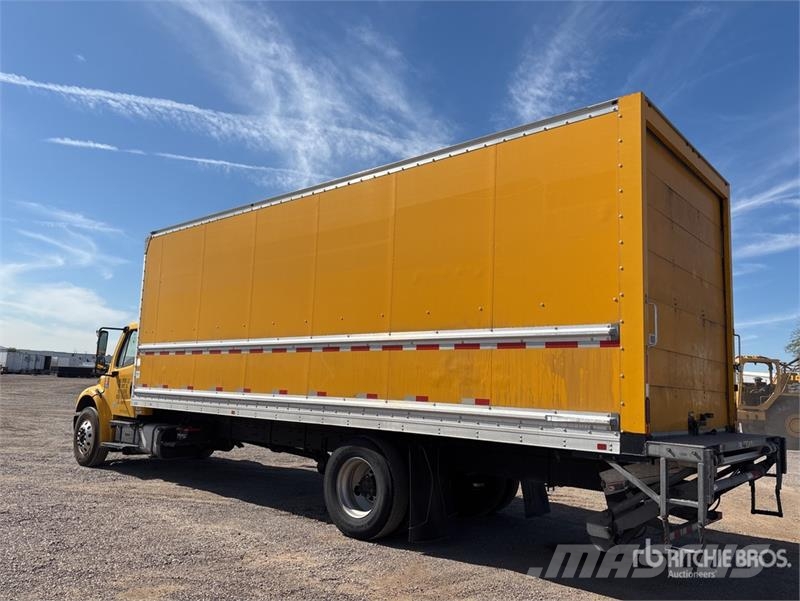 Freightliner M2106 4x2 Van Truck Грузовики-Фургоны