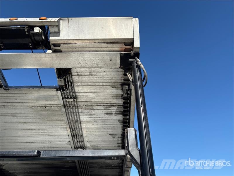 Freightliner M2106 4x2 Rollback Truck Hinausautot