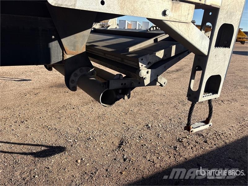 Freightliner M2106 4x2 Van Truck Camiones con caja de remolque