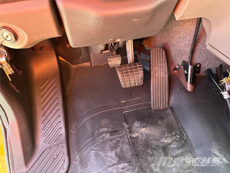 Freightliner M2106 4x2 Van Truck 탑차 트럭