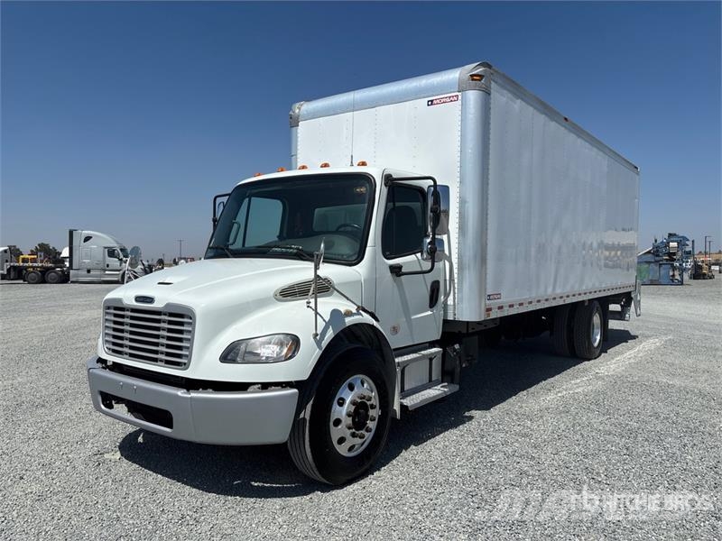 Freightliner M2106 4x2 Van Truck Samochody ciężarowe ze skrzynią zamkniętą