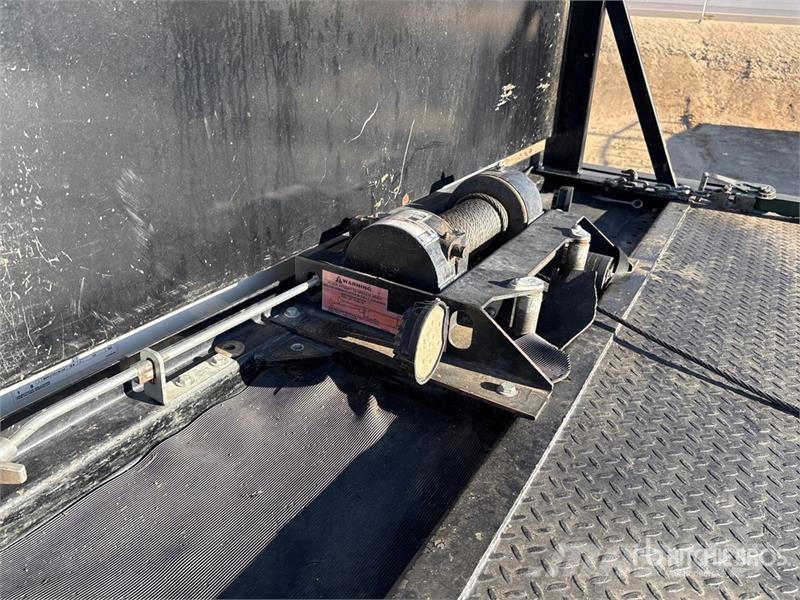 Freightliner M2106 6x2 Rollback Truck Евакуатори