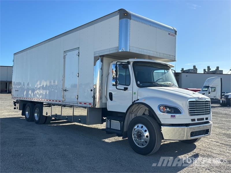 Freightliner M2106 6x4 Van Truck Kofferaufbau