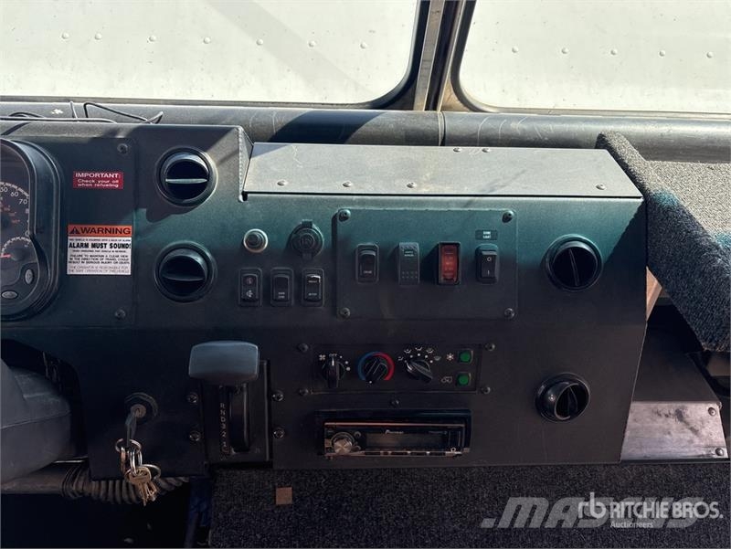 Freightliner MT45 هيكل صندوقي