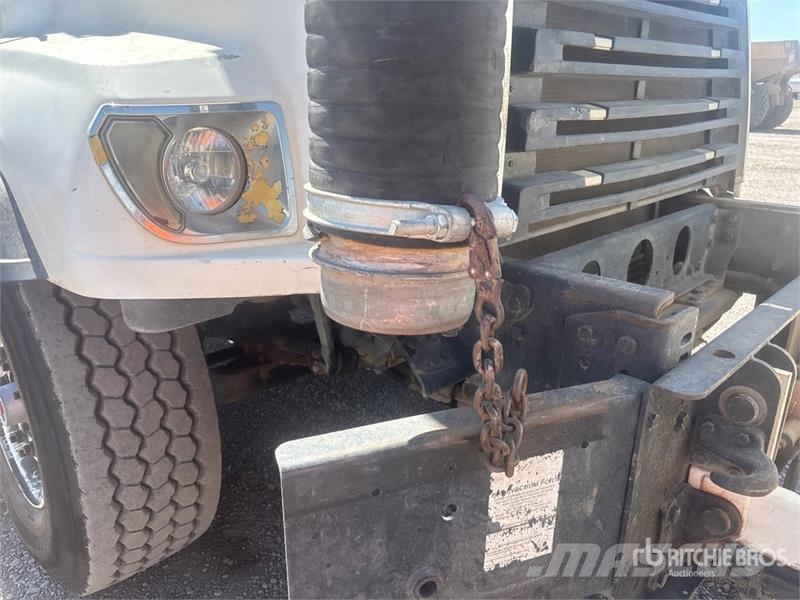 Freightliner Products Camel 1200 on Freightliner 114SD 6x4 Sew Αποφρακτικά οχήματα