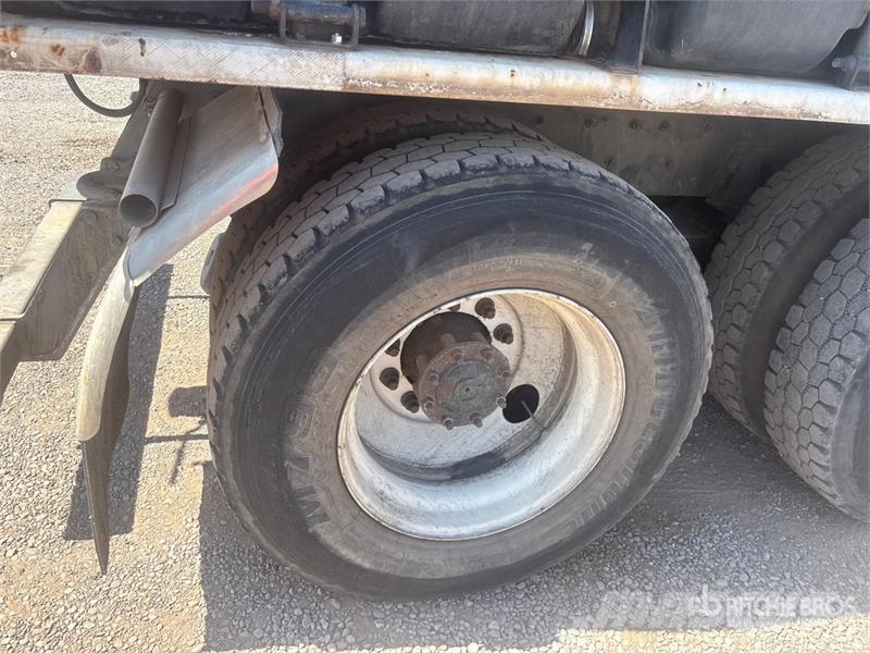 Freightliner Products Camel 1200 on Freightliner 114SD 6x4 Sew Αποφρακτικά οχήματα
