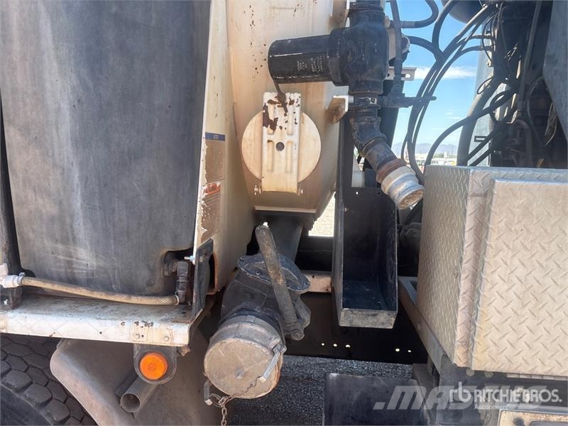 Freightliner Products Camel 1200 on Freightliner 114SD 6x4 Sew Αποφρακτικά οχήματα