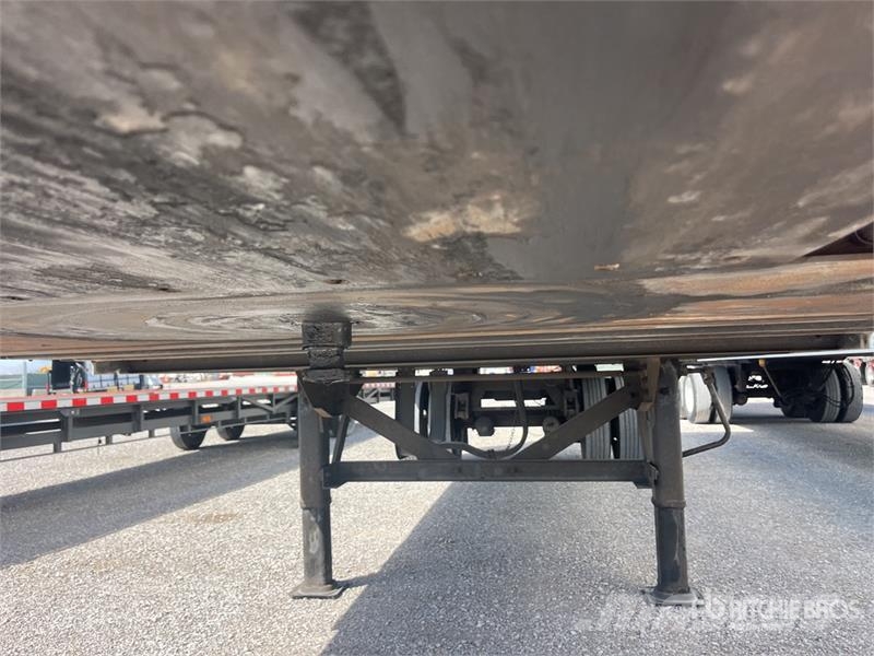 Fruehauf 28 ft x 102 in S/A Van Trailer Reboques de caixa fechada