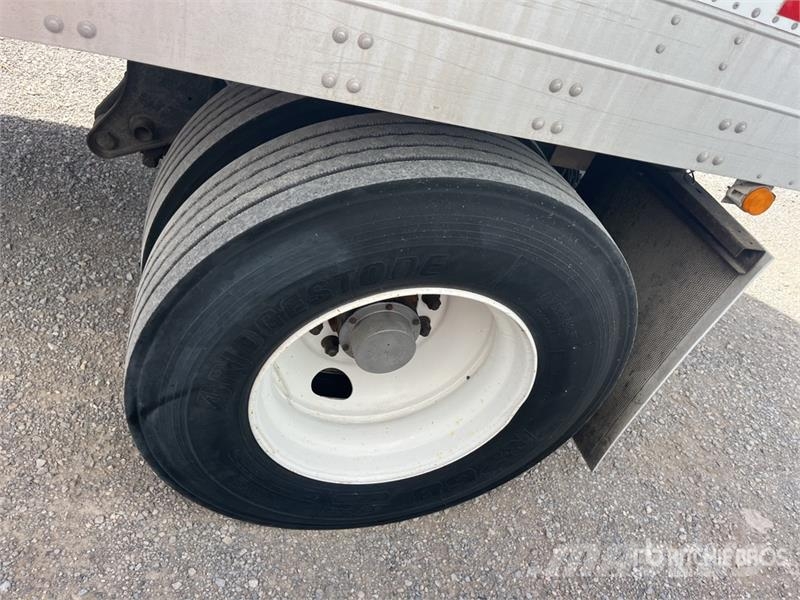Fruehauf 28 ft x 102 in S/A Van Trailer Reboques de caixa fechada