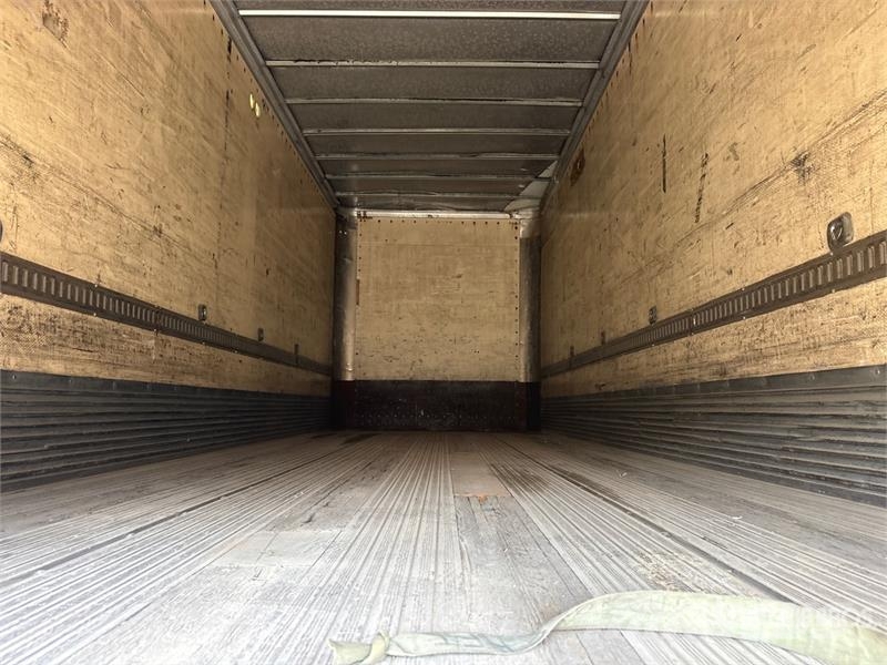 Fruehauf 28 ft x 102 in S/A Van Trailer Причепи-фургони