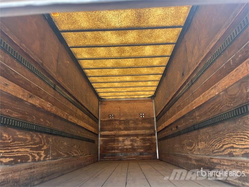 Fruehauf 28 ft x 102 in S/A Van Trailer Reboques de caixa fechada