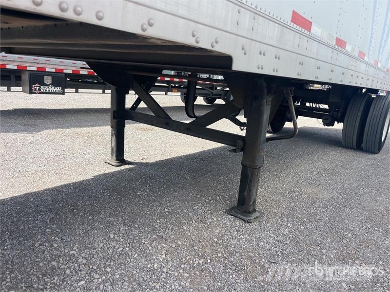 Fruehauf 28 ft x 102 in S/A Van Trailer Reboques de caixa fechada