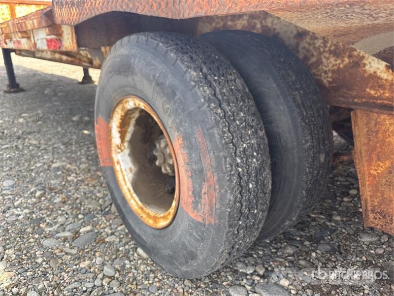 Fruehauf 37 ft T/A Step Deck Trailer Plataformas bajas