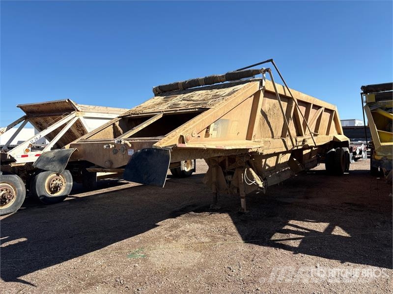 Fruehauf 44 ft T/A Belly Dump Trailer Rimorchi ribaltabili