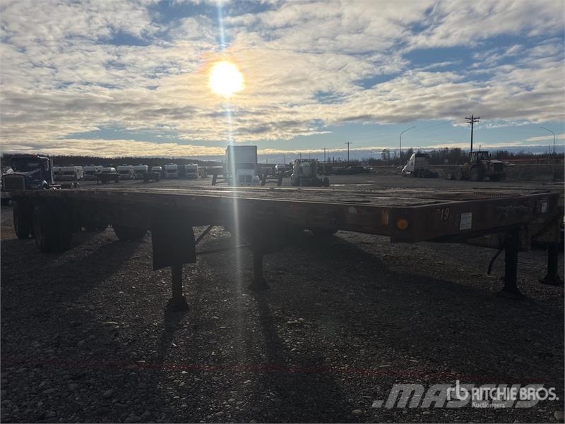 Fruehauf 45 ft T/A Flatbed Trailer Plato/keson prikolice