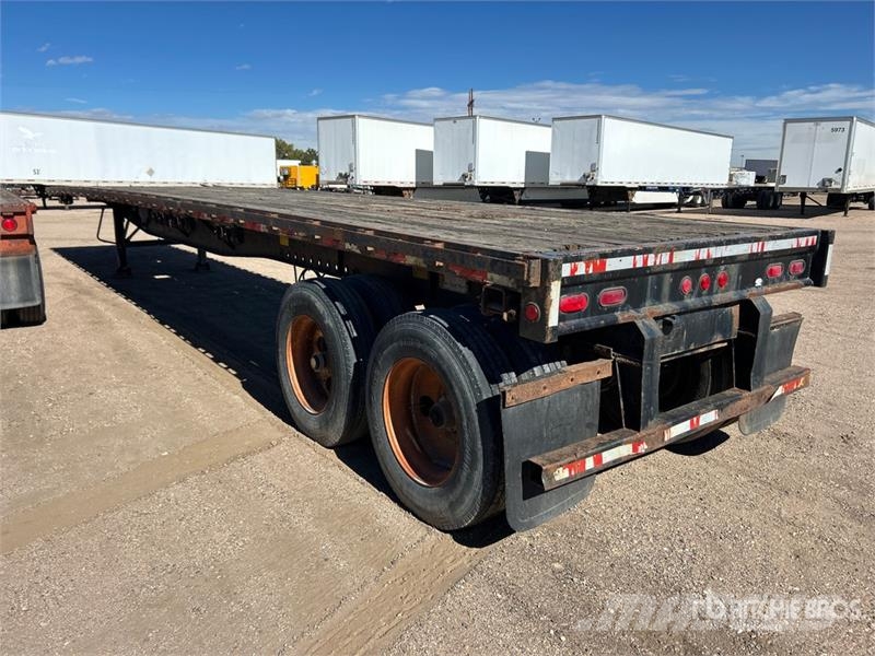 Fruehauf 45 ft T/A Flatbed Trailer Remorque ridelle
