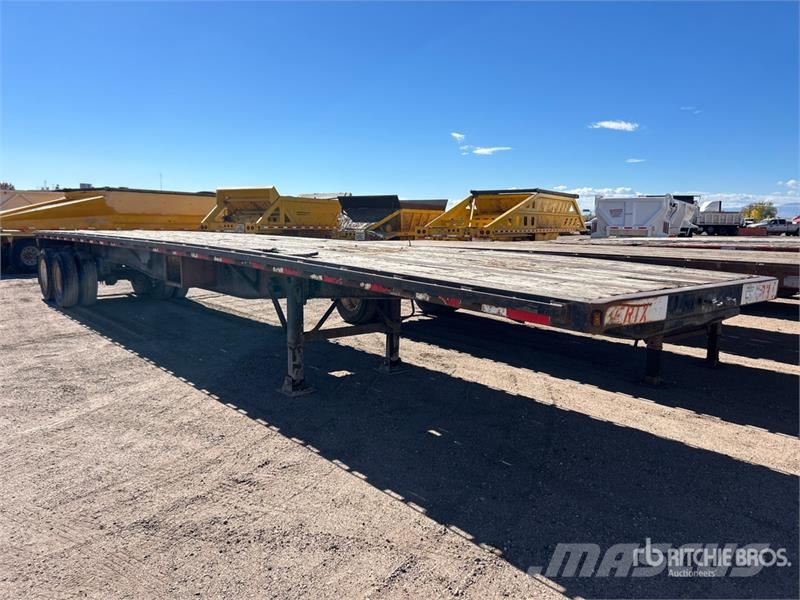 Fruehauf 45 ft T/A Flatbed Trailer Remorque ridelle