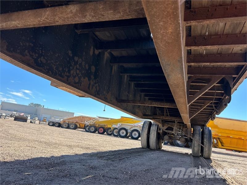 Fruehauf 45 ft T/A Flatbed Trailer Remorque ridelle