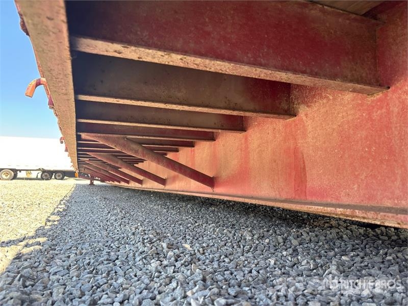 Fruehauf 48 ft T/A Double Drop Step Deck Trailer Tieflader