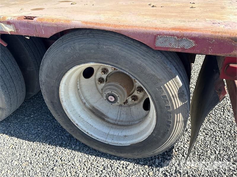 Fruehauf 48 ft T/A Double Drop Step Deck Trailer Tieflader