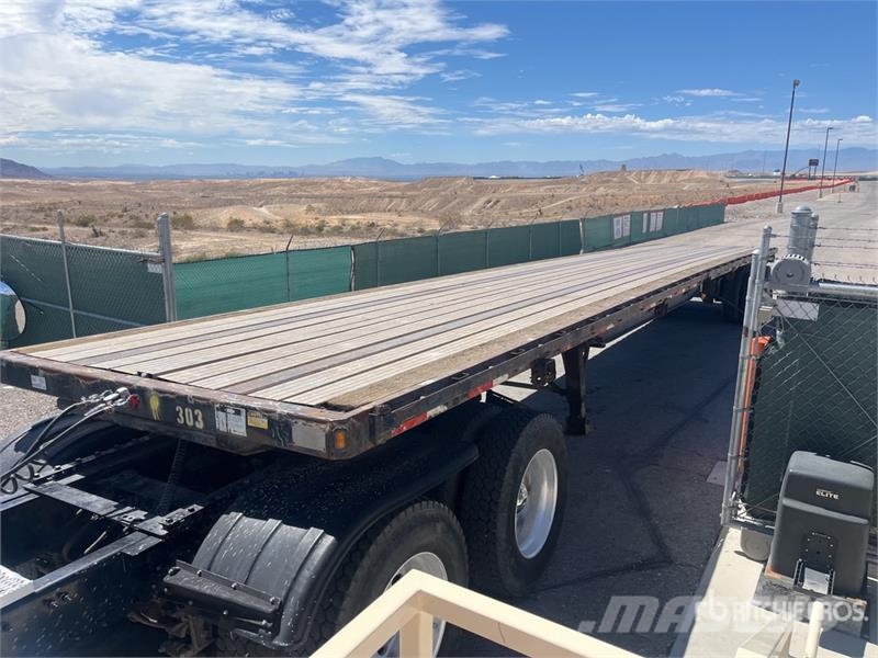 Fruehauf 48 ft T/A Flatbed Trailer Reboques estrado/caixa aberta