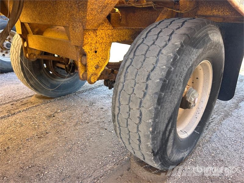 Fruehauf DESB2M11A 20 ft T/A Pup Belly Dump Trailer Bañeras