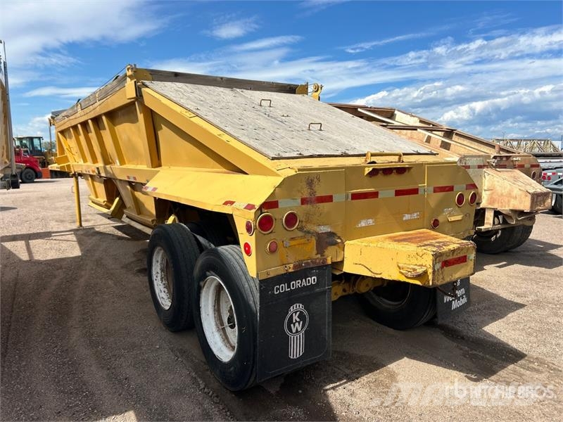 Fruehauf DESM2M22 40 ft T/A Belly Dump Trailer Kipper