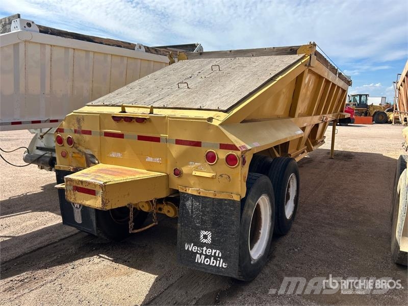Fruehauf DESM2M22 40 ft T/A Belly Dump Trailer Kipper