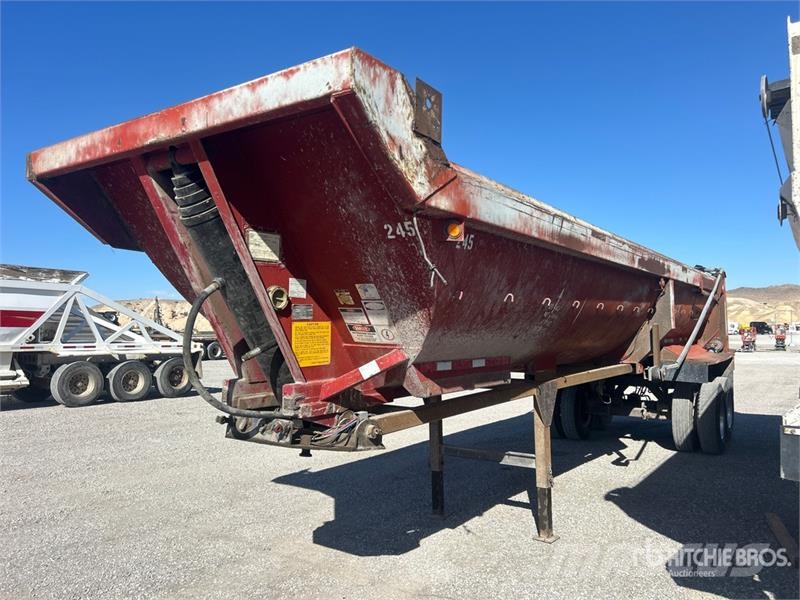 Fruehauf DRXXM232W 33 ft T/A End Dump Trailer Pašizgāzējs